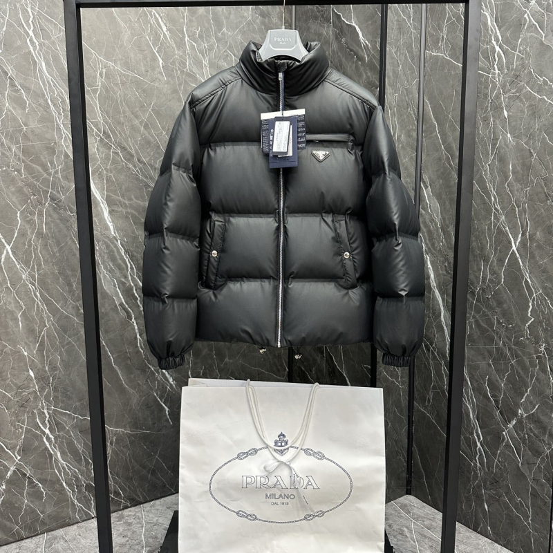 Pra*a down coat